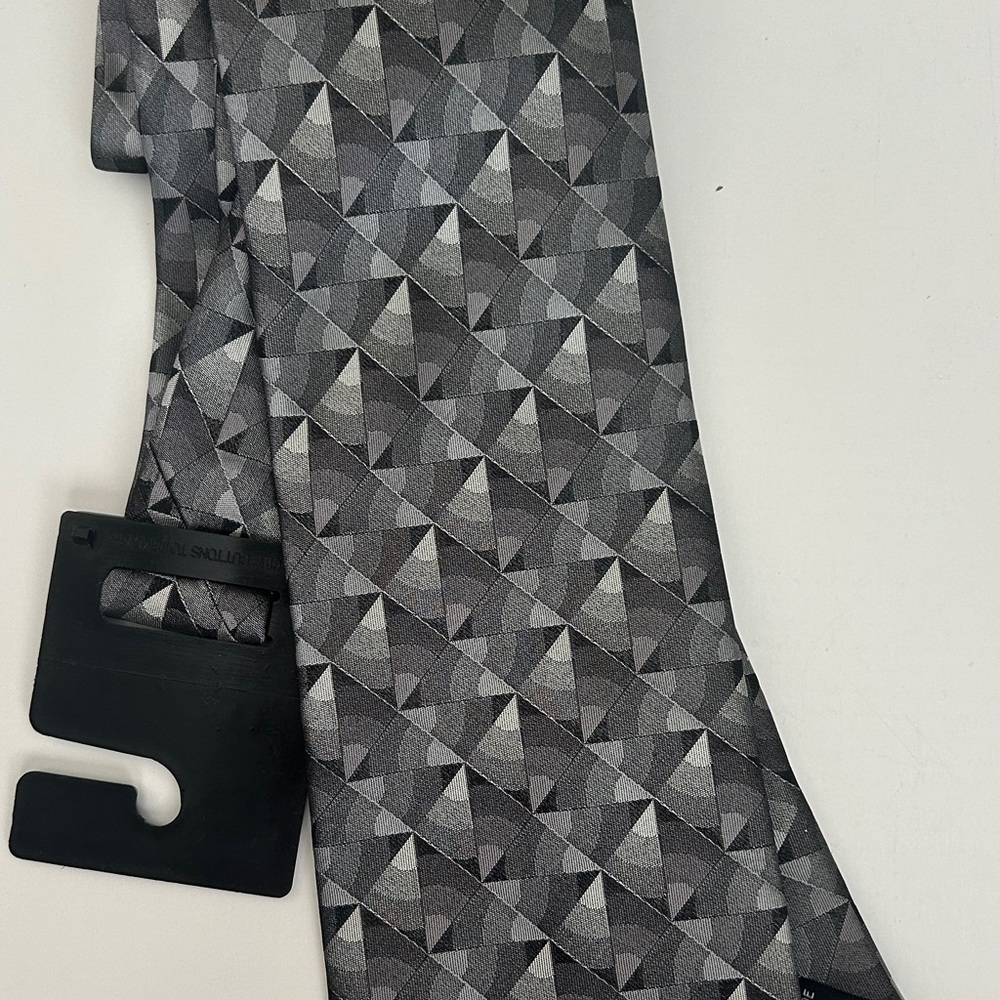 George Geometric Gray Tie NWT